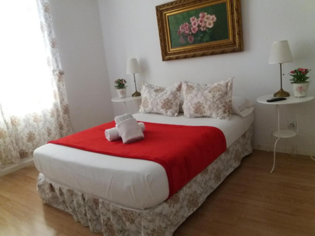 Casa De Huespedes Prada Hotel Madrid Room photo